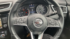 Nissan Qashqai 1.3 DiG-T N-Motion 5dr Petrol Hatchback